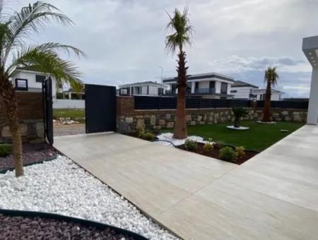 Freistehende Villa Zum Verkauf Im Didim Efeler