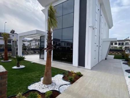 Freistehende Villa Zum Verkauf Im Didim Efeler