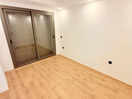 2 1 Brandneue, Geräumige Wohnung Auf Einem Poolgelände Zum Verkauf Im Didim Cumhuriyet-Viertel