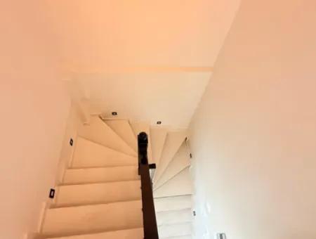 Luxuriöses 3 1 Doppelhaus Zum Verkauf 100 Meter Zum Meer Im Stadtteil Didim Altınkum Çamlık