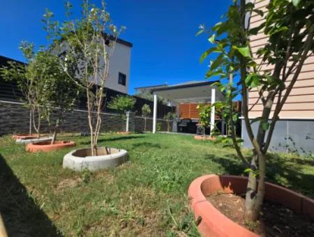 Exklusive Freıstehende 4+1 Villa  Zu Verkauf In Altınkum Der Didim