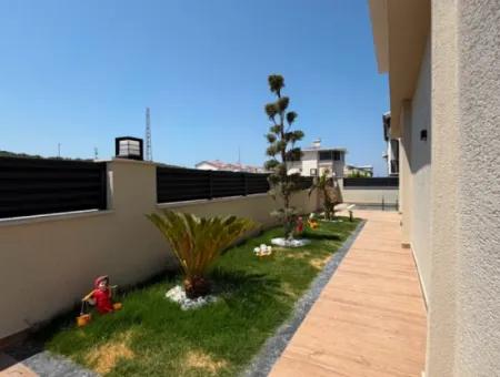 3+1-Villa Mit Garten, Pool & Garage In Meeresnähe In Didim! ????