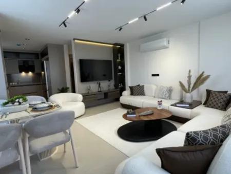 Voll Möblierte 3+1 Triplex-Villa Mit Smart-Home-System In Einer Wohnanlage Mit Pool In Didim Efeler