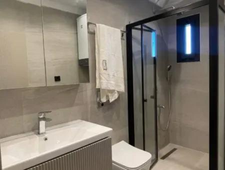 Voll Möblierte 3+1 Triplex-Villa Mit Smart-Home-System In Einer Wohnanlage Mit Pool In Didim Efeler