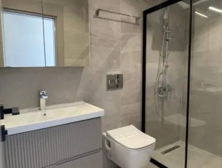 Voll Möblierte 3+1 Triplex-Villa Mit Smart-Home-System In Einer Wohnanlage Mit Pool In Didim Efeler