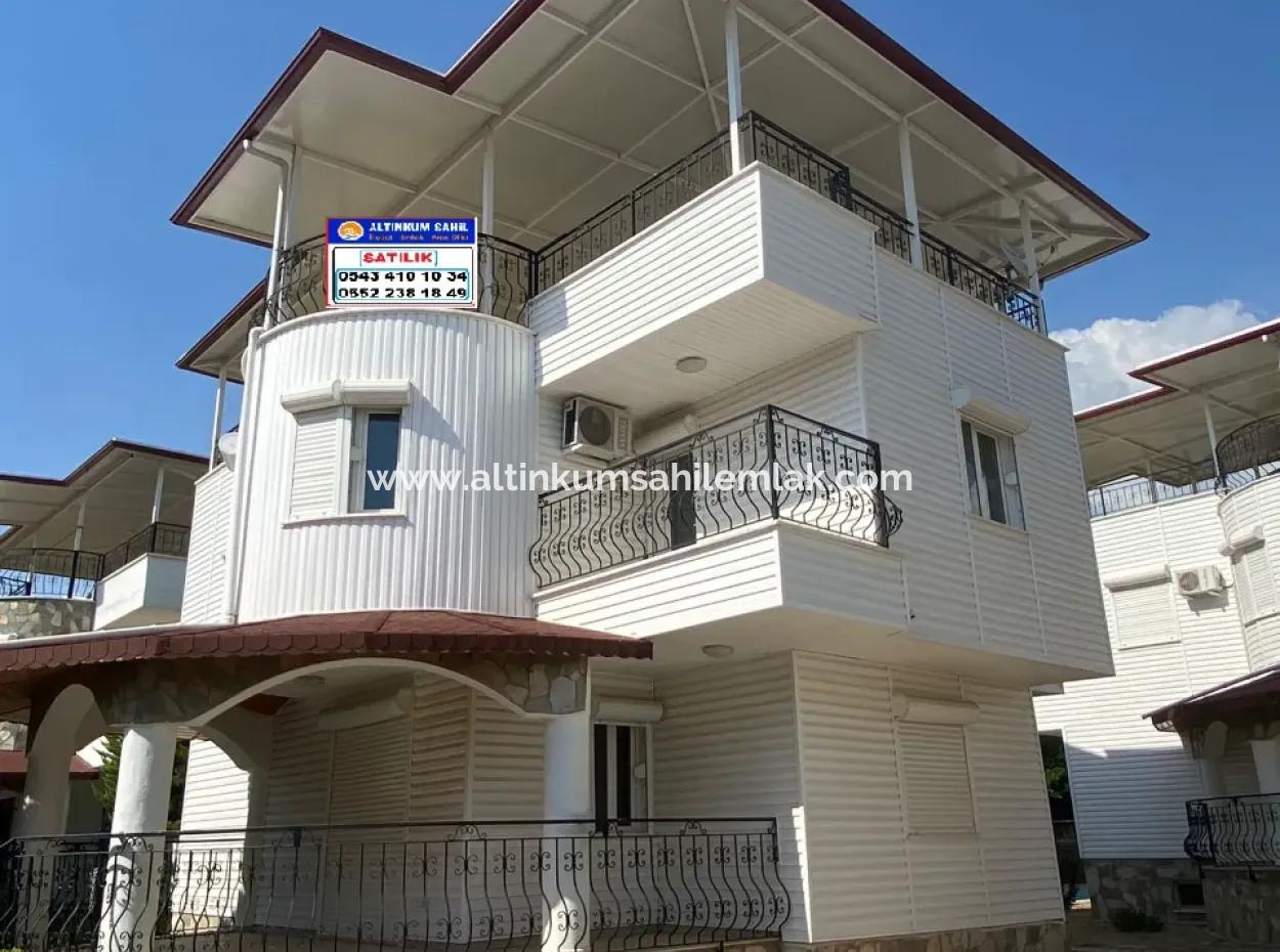 3 Bedroom Villa For Sale In Akbuk
