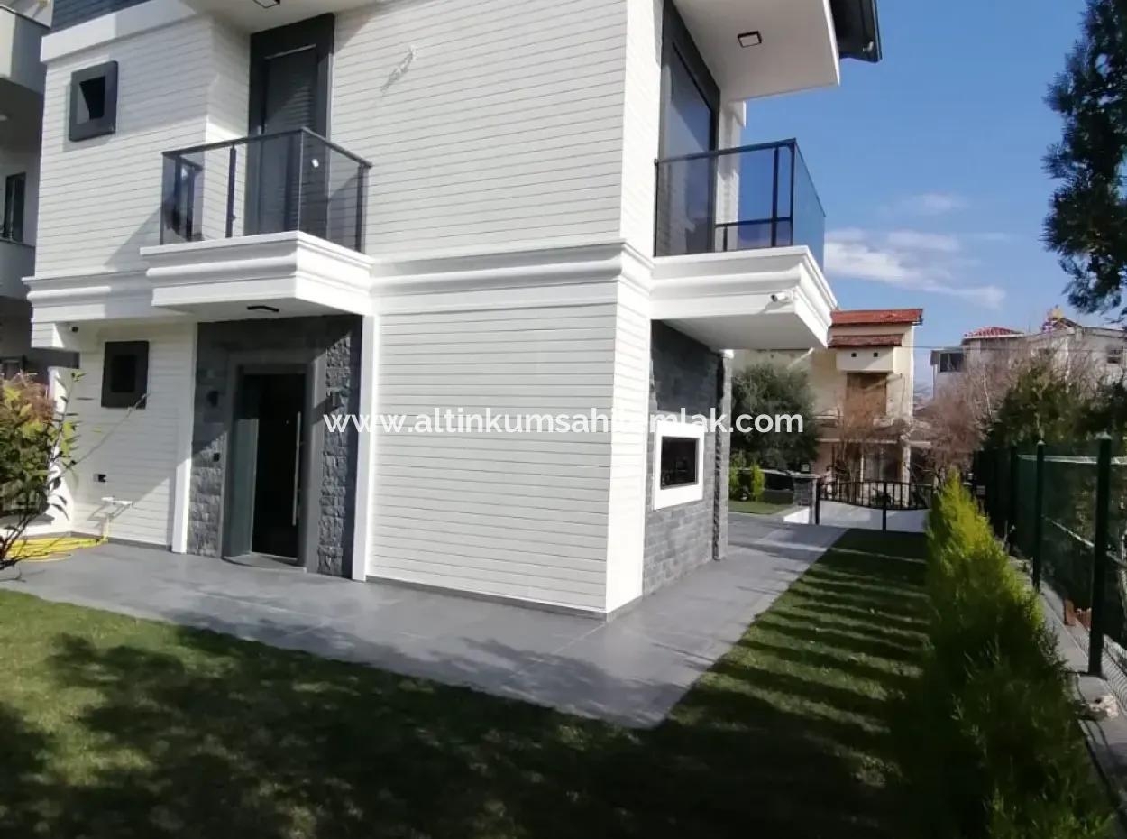 4 1 Luxury Villa For Sale In Didim Altinkum