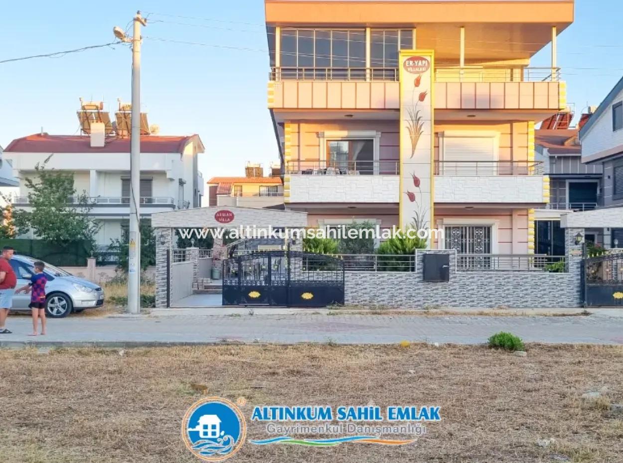 4 1 Separate Kitchen Pool Villa For Sale In Didim Efeler Neighborhood