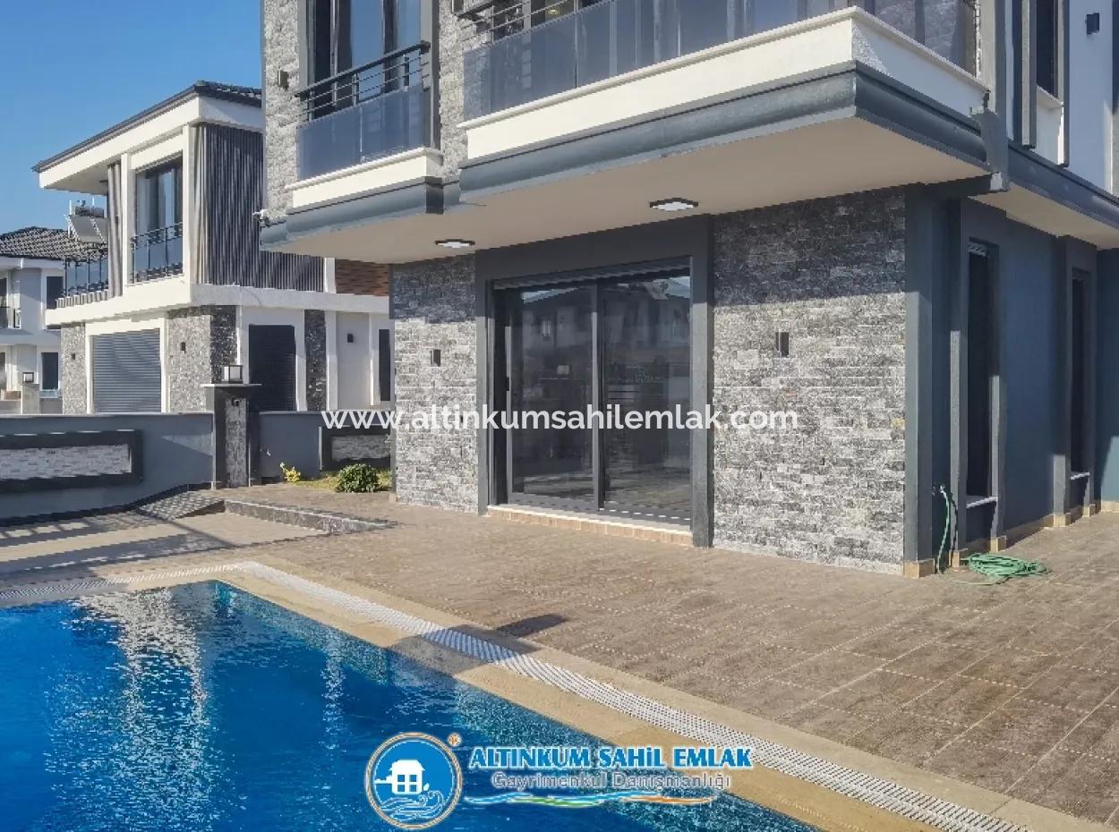 3 Bedroom Fully Detached Villa For Sale In Didim Efeler Neighborhood