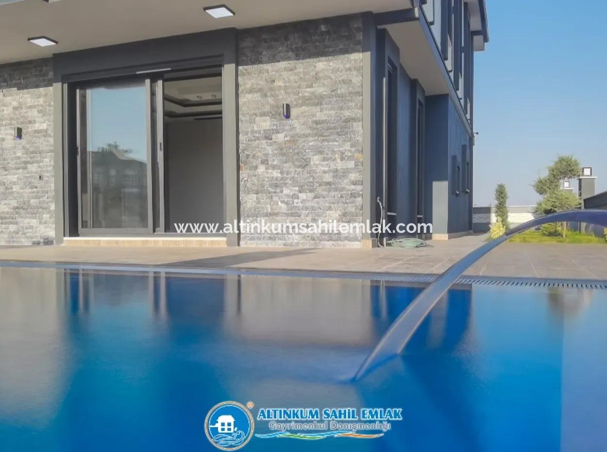 3 Bedroom Fully Detached Villa For Sale In Didim Efeler Neighborhood