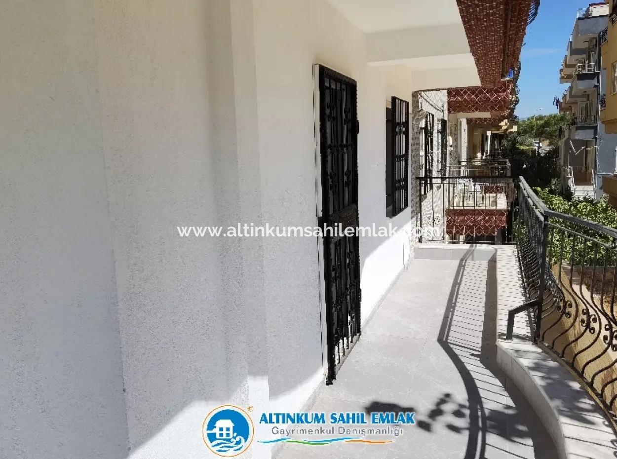 Apartment For Sale That Cannot Be Missed In Altinkum Neighborhood With Its Price And Location.