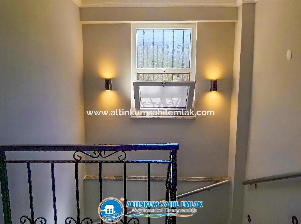 Apartment For Sale That Cannot Be Missed In Altinkum Neighborhood With Its Price And Location.