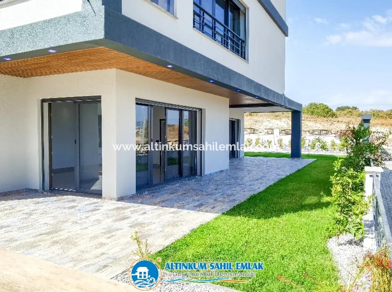 Villa For Sale In Altinkum, Didim, With Large Garden Area And Sea View