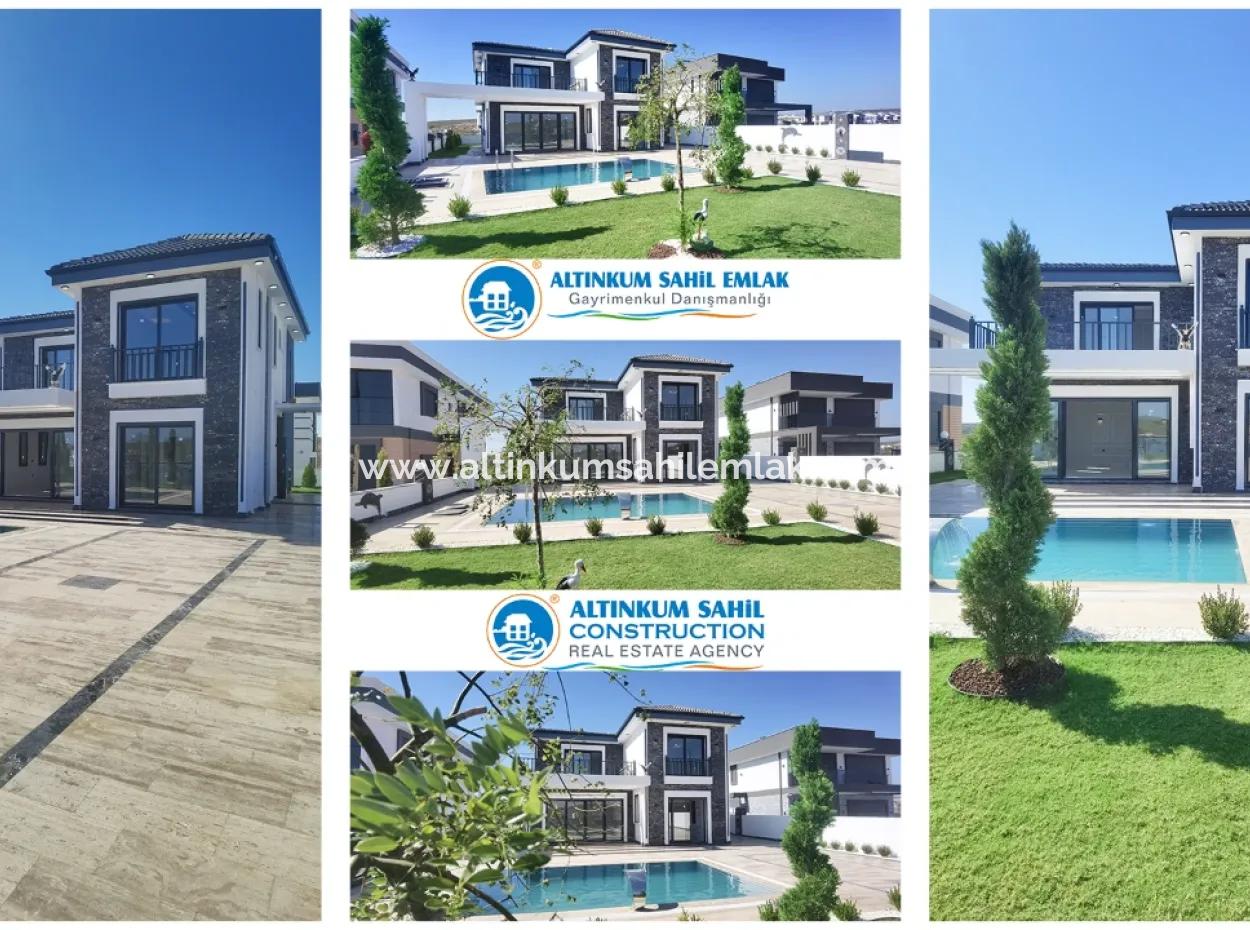 A Prestigious Living Area... Ultra Luxury Villa For Sale In Didim Altinkum