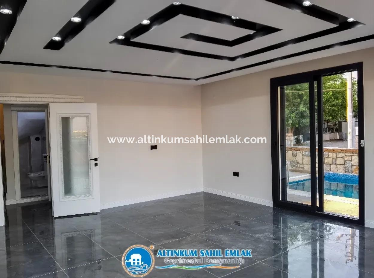 Corner And Detached Villa For Sale In Altinkum, Didim