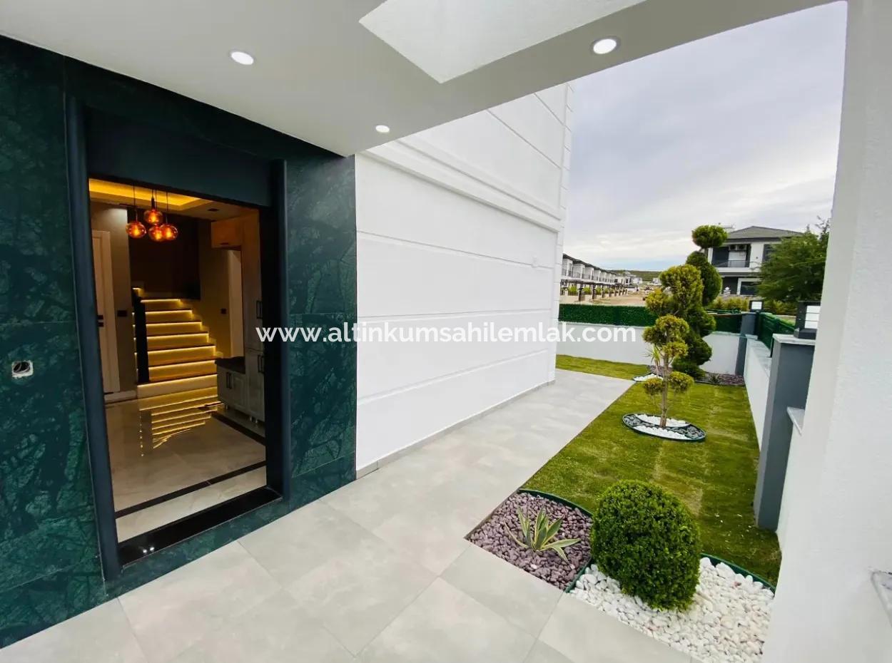 3 Bedroom Luxury Villa For Sale In Didim Efeler Neighborhood