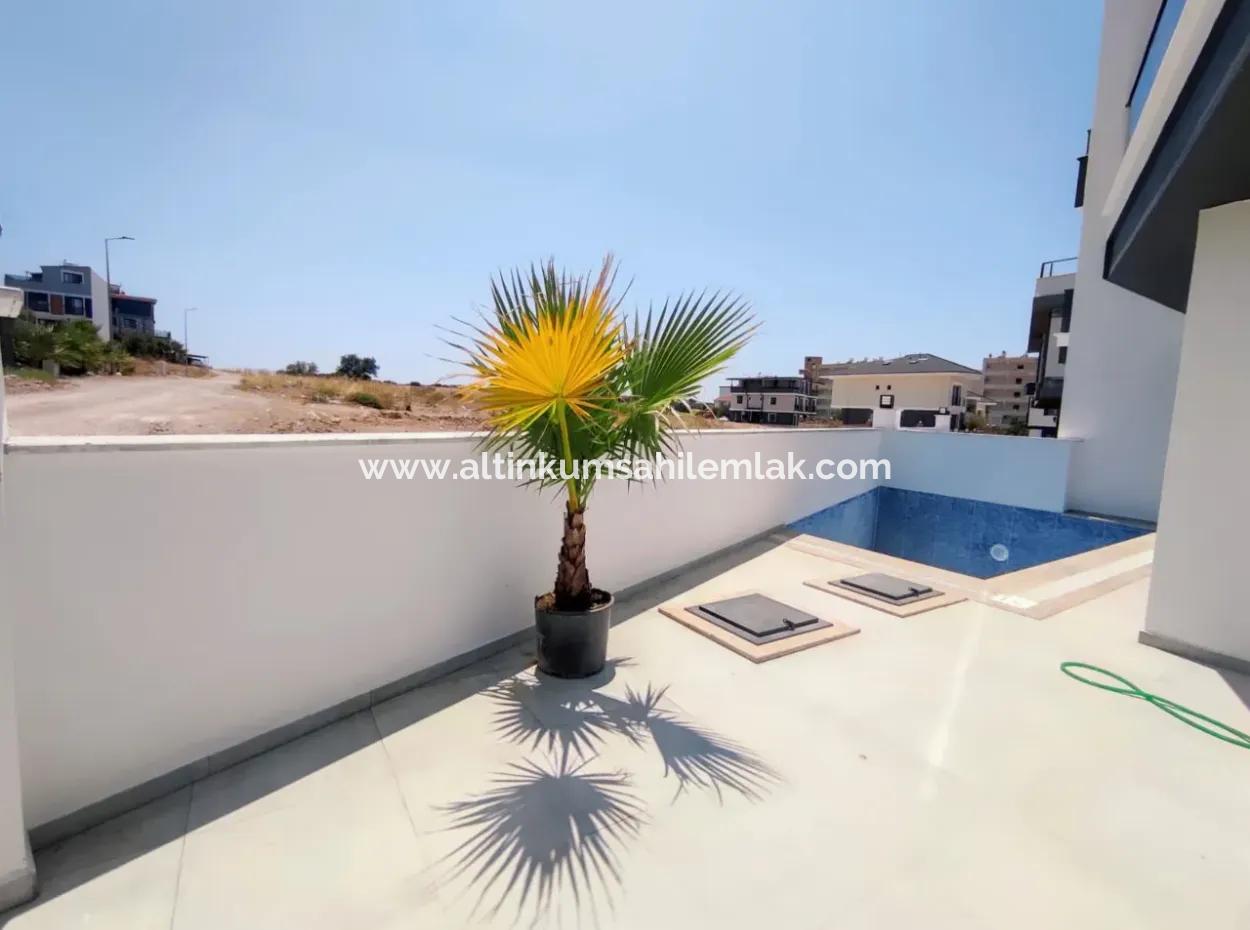 3 Bedroom Sea View Villa For Sale In Hisar Neighborhood