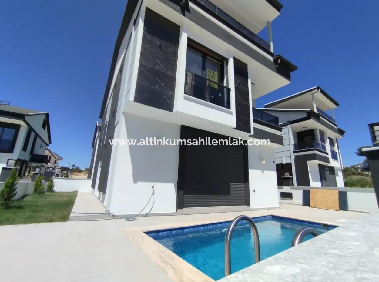 4 Bedroom Villa With Pool For Sale In Didim Efeler