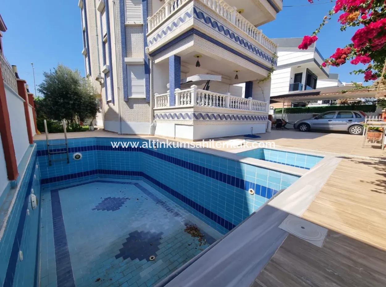 5 Bedroom Detached Villa With Pool For Sale In Altinkum Çamlık Neighborhood