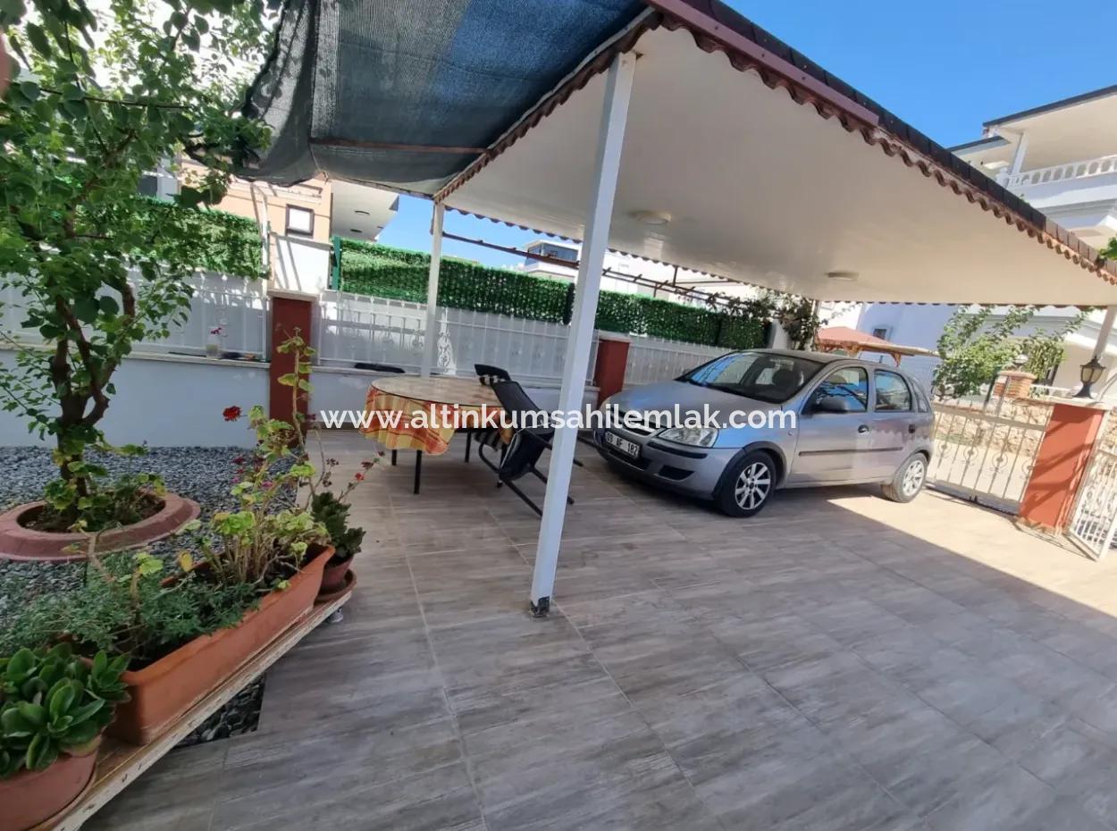 5 Bedroom Detached Villa With Pool For Sale In Altinkum Çamlık Neighborhood