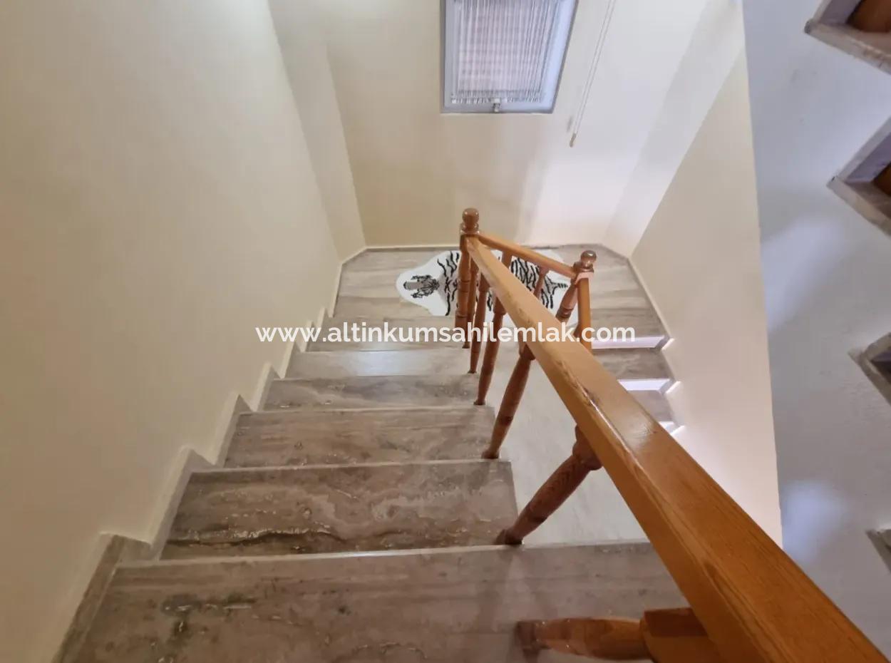 5 Bedroom Detached Villa With Pool For Sale In Altinkum Çamlık Neighborhood