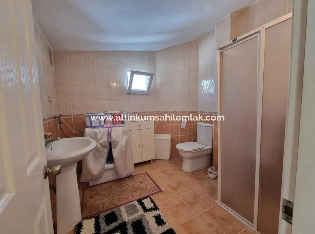 5 Bedroom Detached Villa With Pool For Sale In Altinkum Çamlık Neighborhood