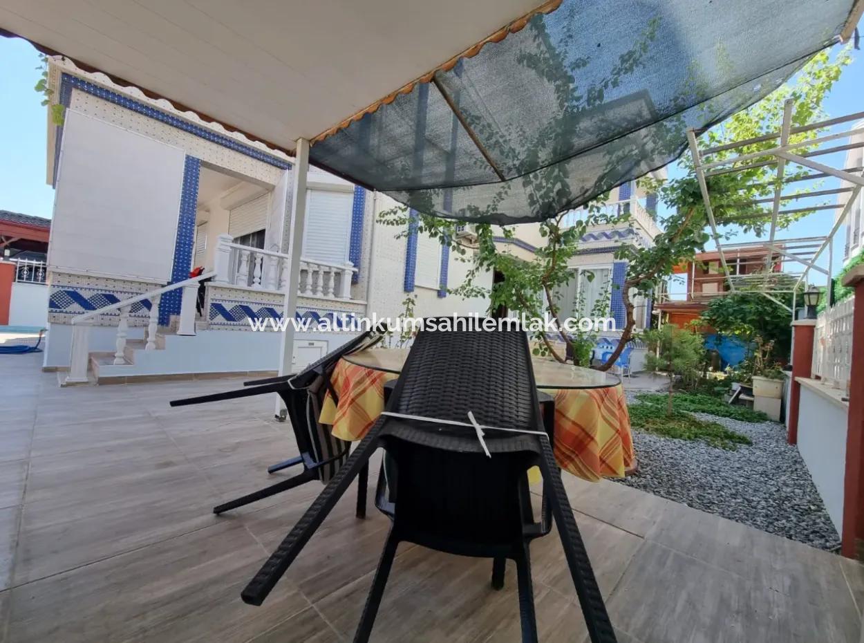 5 Bedroom Detached Villa With Pool For Sale In Altinkum Çamlık Neighborhood