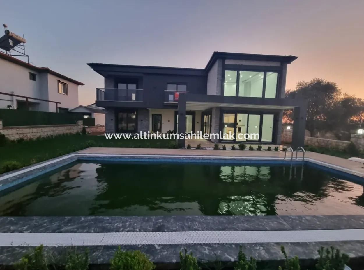 4 Bedroom Villa With Pool  For Sale In Didim Yeşiltepe