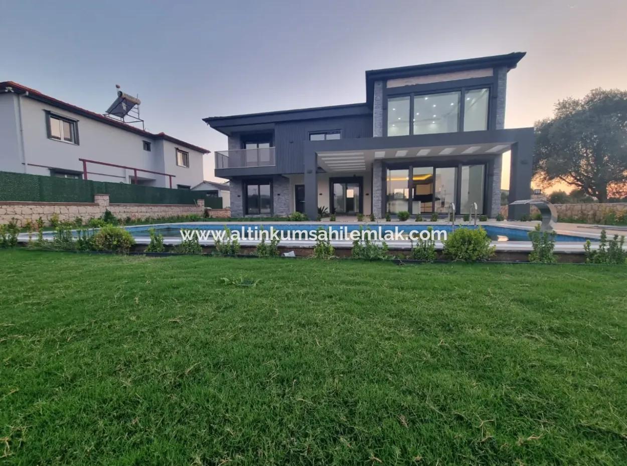 4 Bedroom Villa With Pool  For Sale In Didim Yeşiltepe