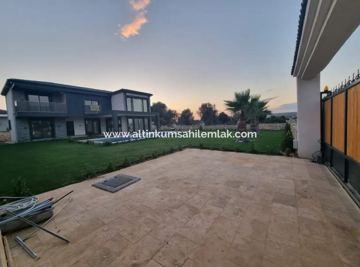 4 Bedroom Villa With Pool  For Sale In Didim Yeşiltepe