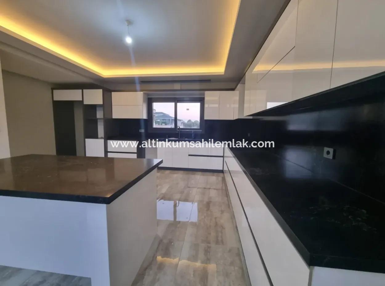 4 Bedroom Villa With Pool  For Sale In Didim Yeşiltepe
