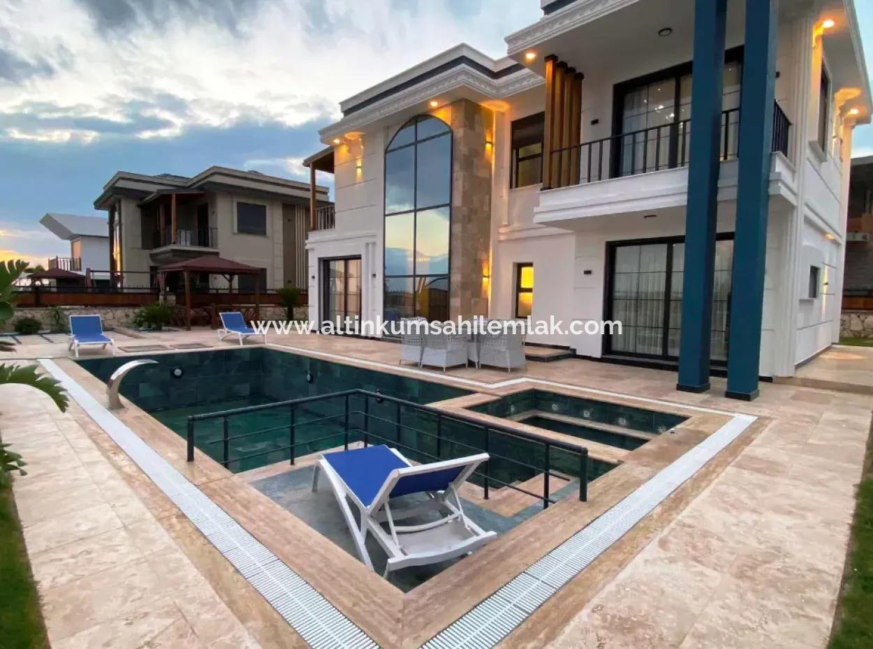 4 Beds Detached House In Altınkum Didim