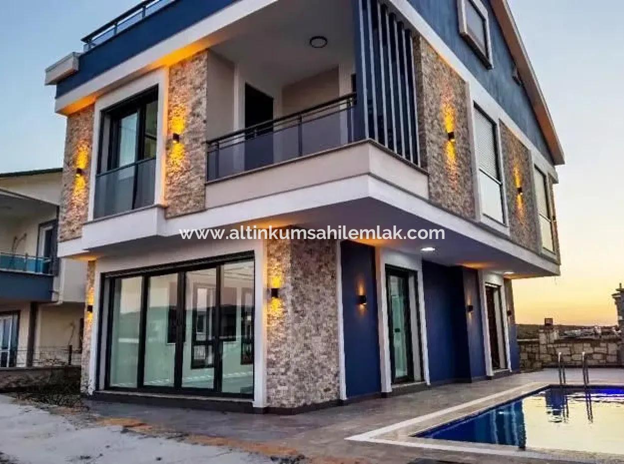 Detached Villa For Sale In Didim, 5 Beds Detached House