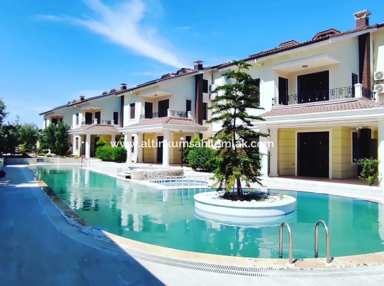Detached House For Sale In Altınkum Didim Turkey