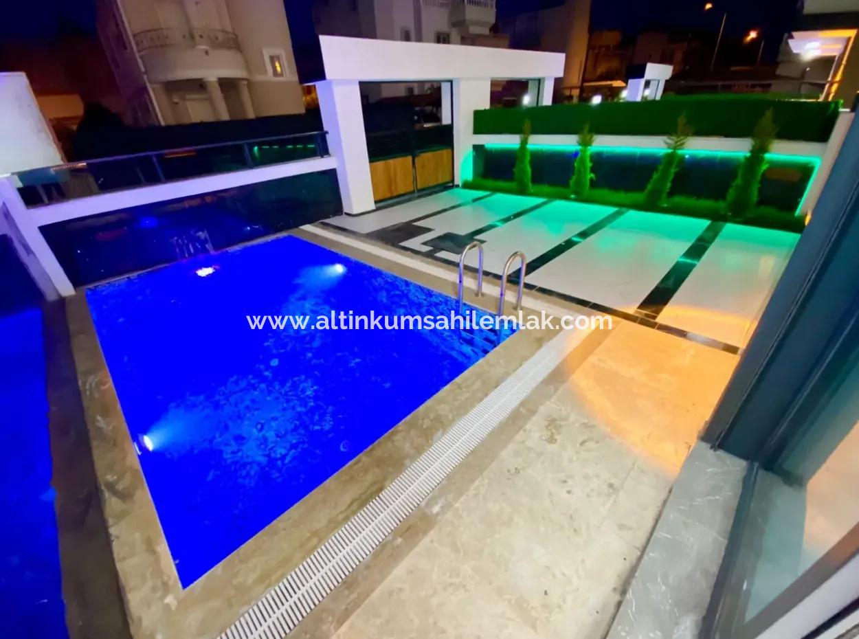 4 Bedroom Villa  With Separate Kitchen And Pool For Sale In Didim Altinkum Çamlik Neighborhood