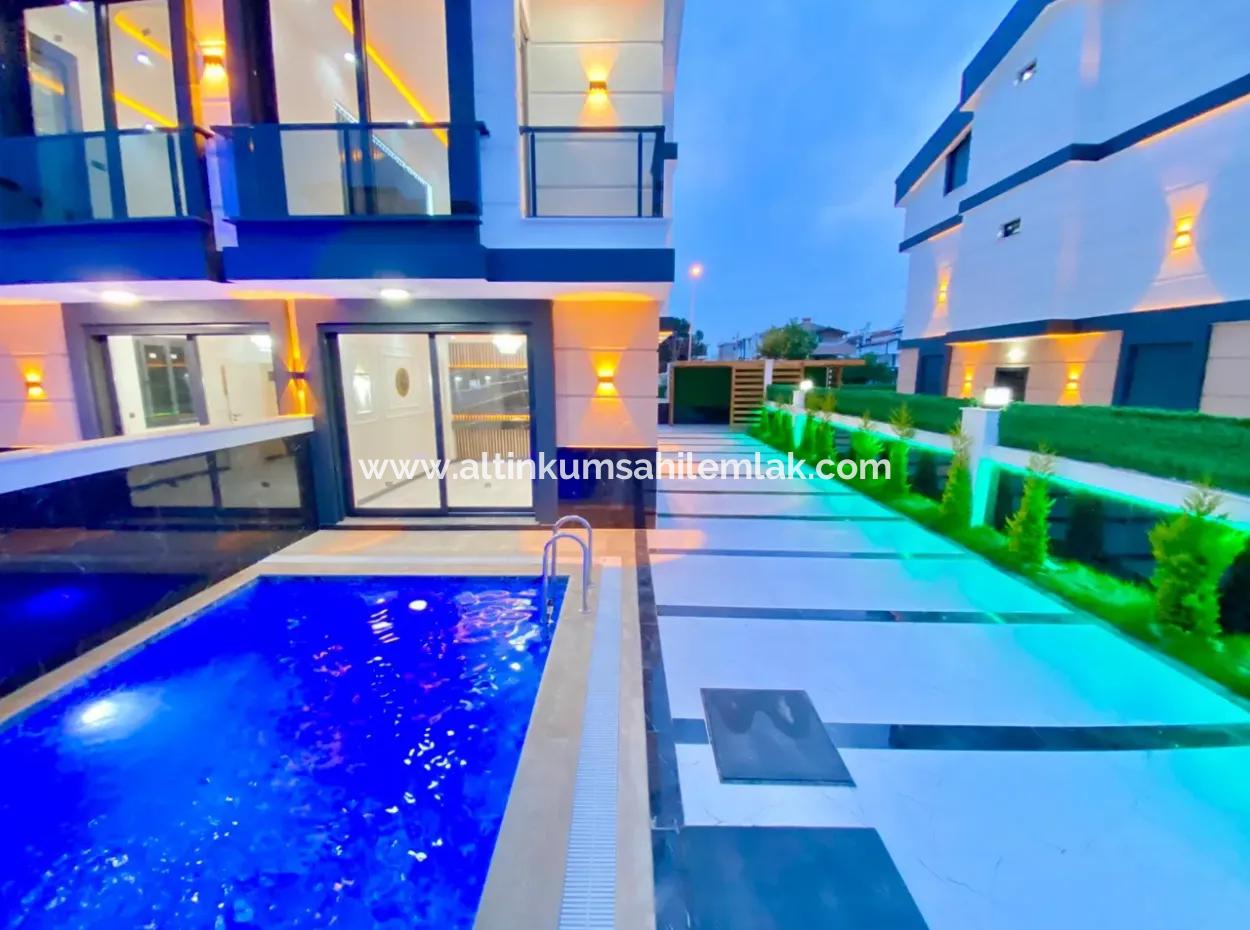 4 Bedroom Villa  With Separate Kitchen And Pool For Sale In Didim Altinkum Çamlik Neighborhood