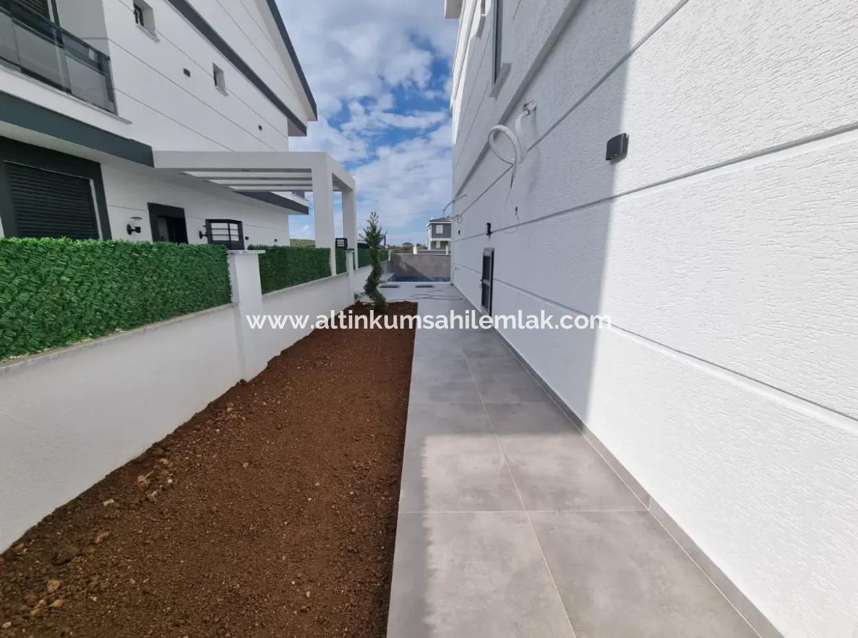 4 Bedroom  Villa With Pool In Didim Efeler Neighborhood