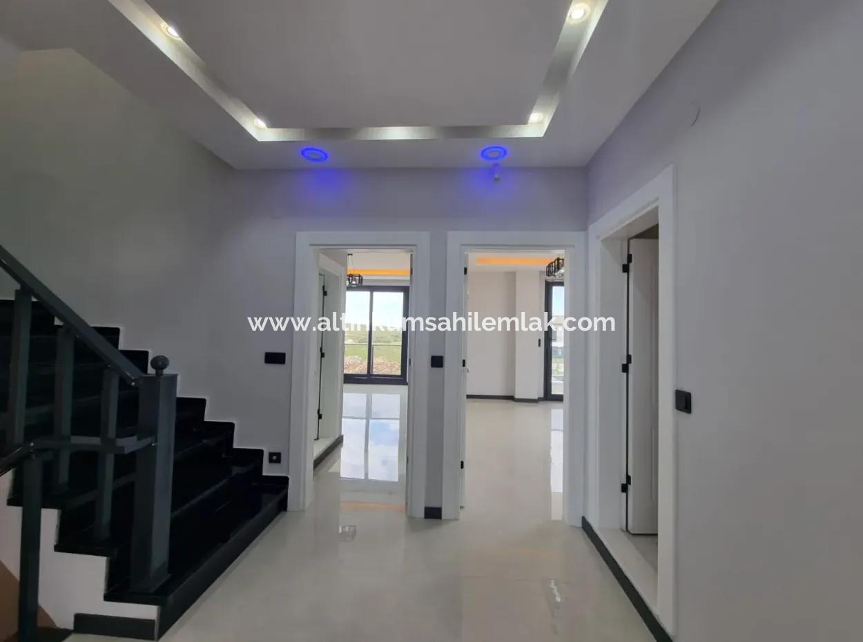 4 Bedroom  Villa With Pool In Didim Efeler Neighborhood