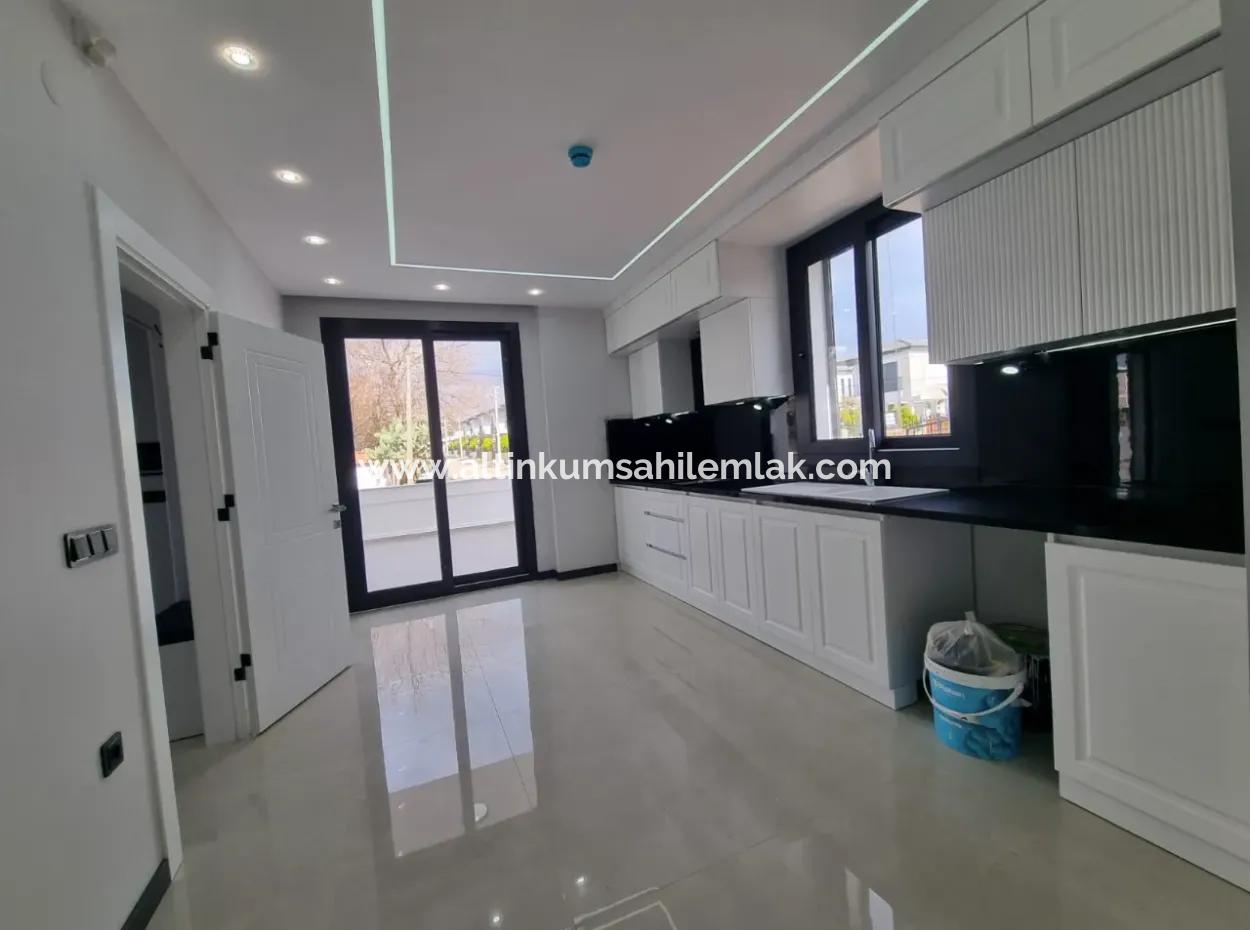 4 Bedroom  Villa With Pool In Didim Efeler Neighborhood