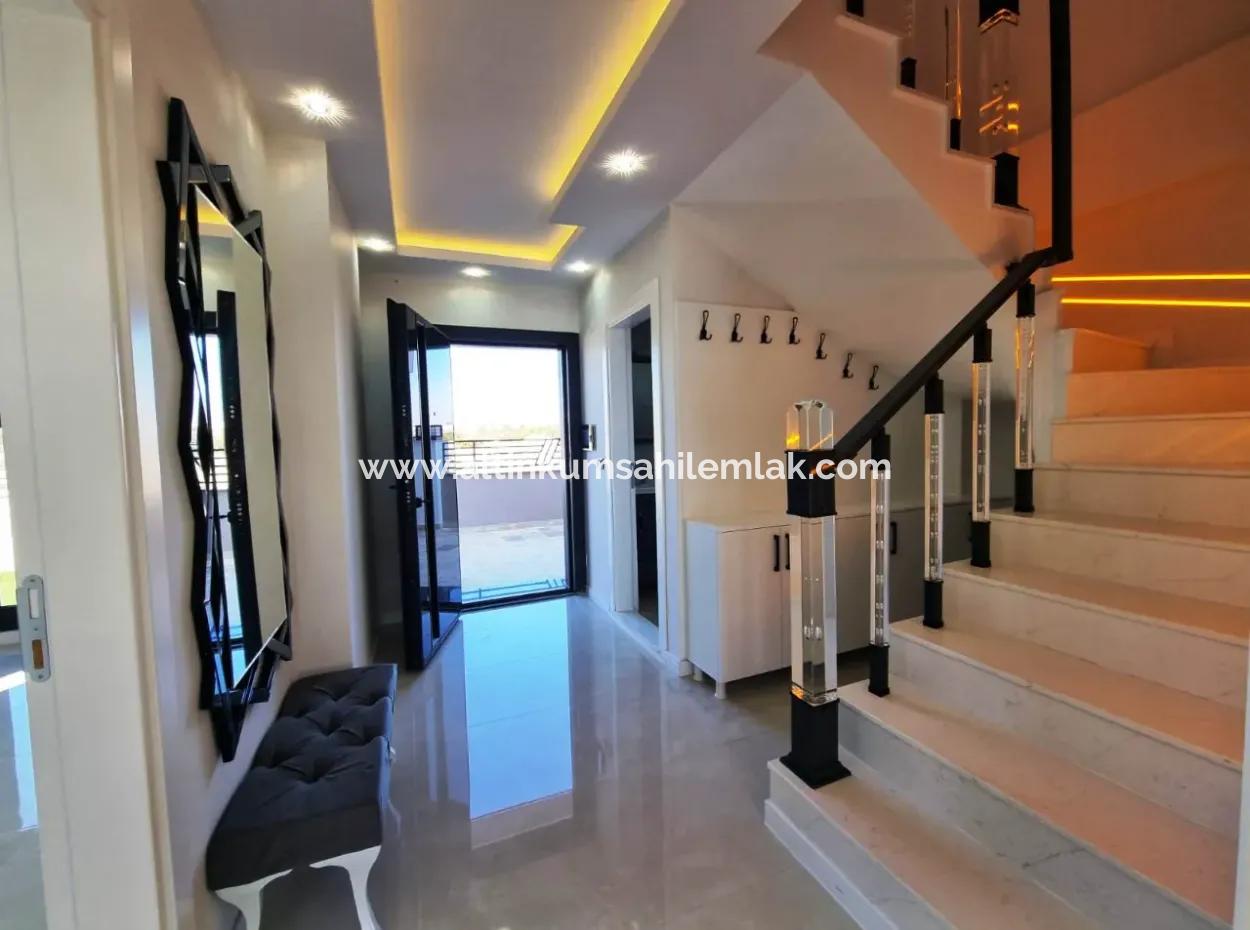 4 Bedroom Luxury Villa With Pool In Didim Efeler Neighborhood