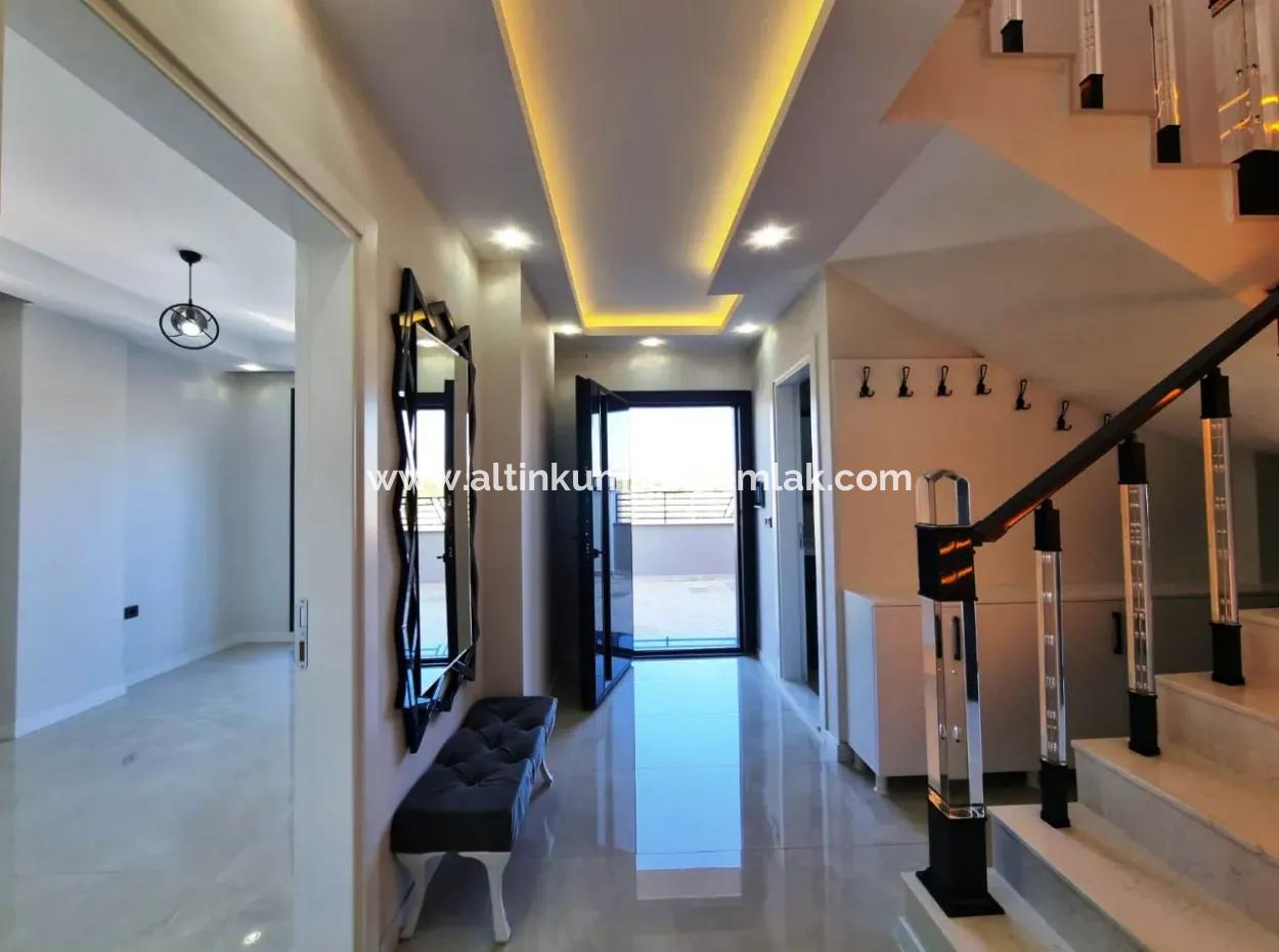 4 Bedroom Luxury Villa With Pool In Didim Efeler Neighborhood
