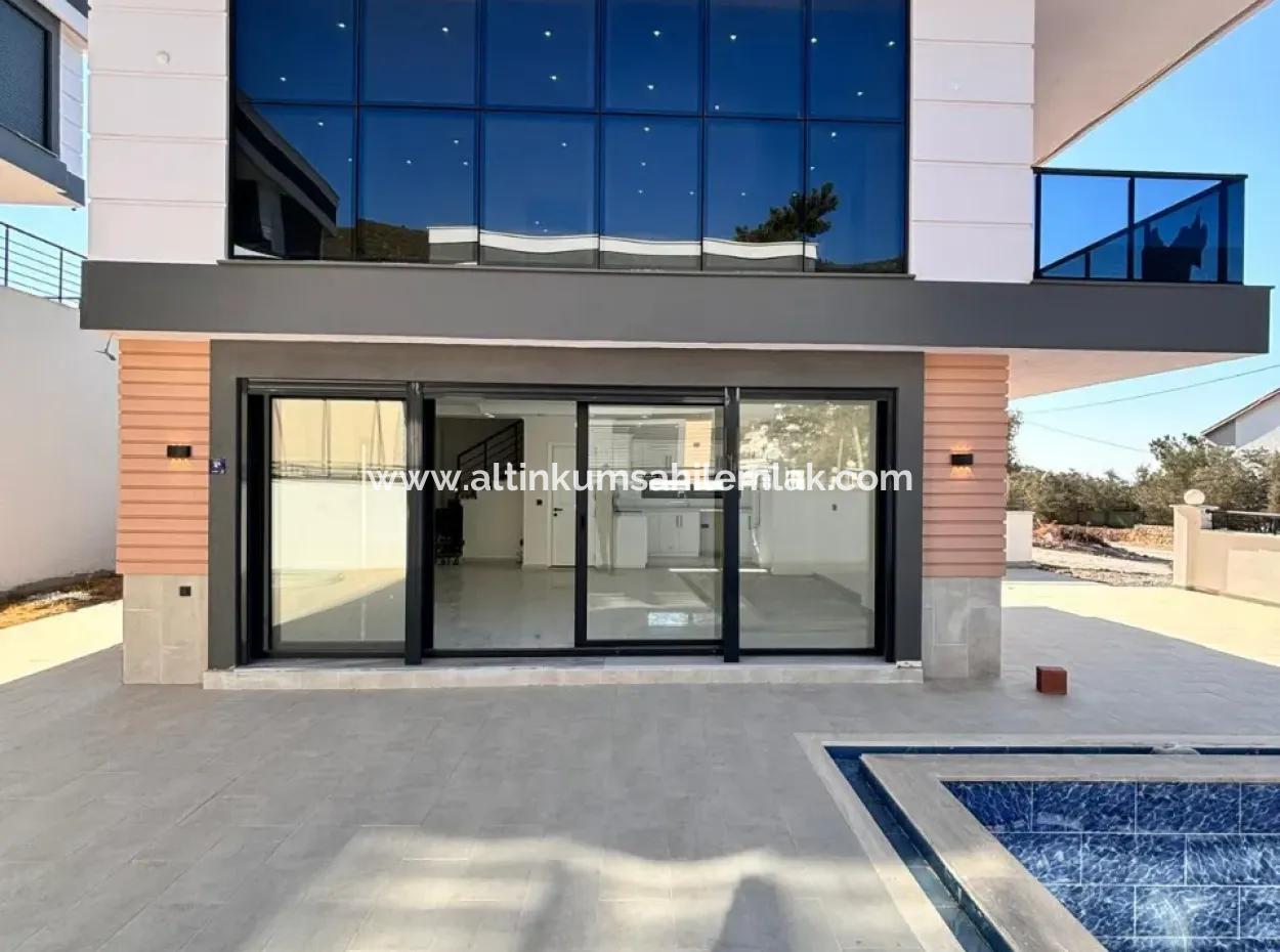 3 1 Villa For Sale In Didim Akbukte