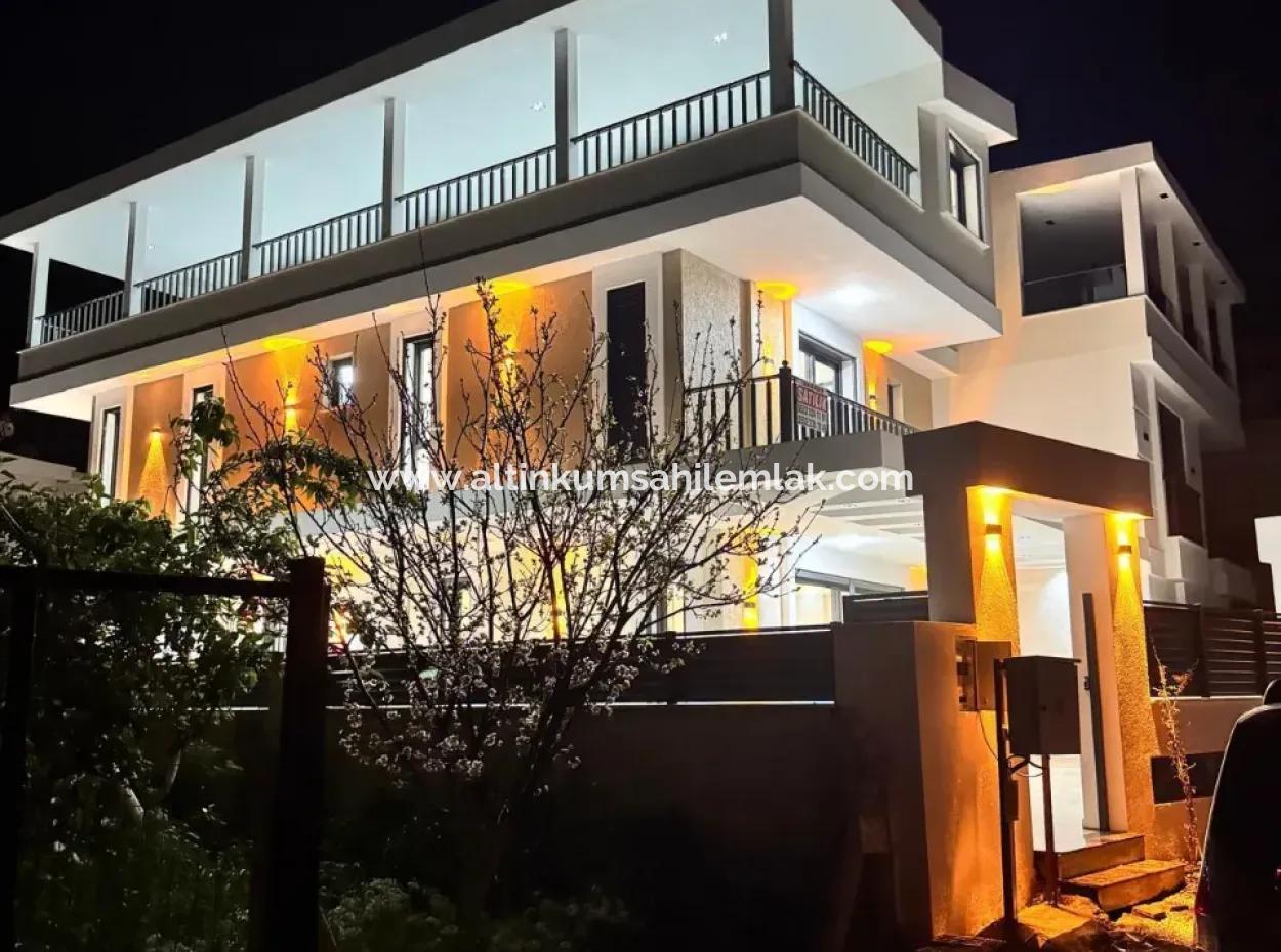 For Sale 5 Bedroom Detached  Villa In Altınkum Didim