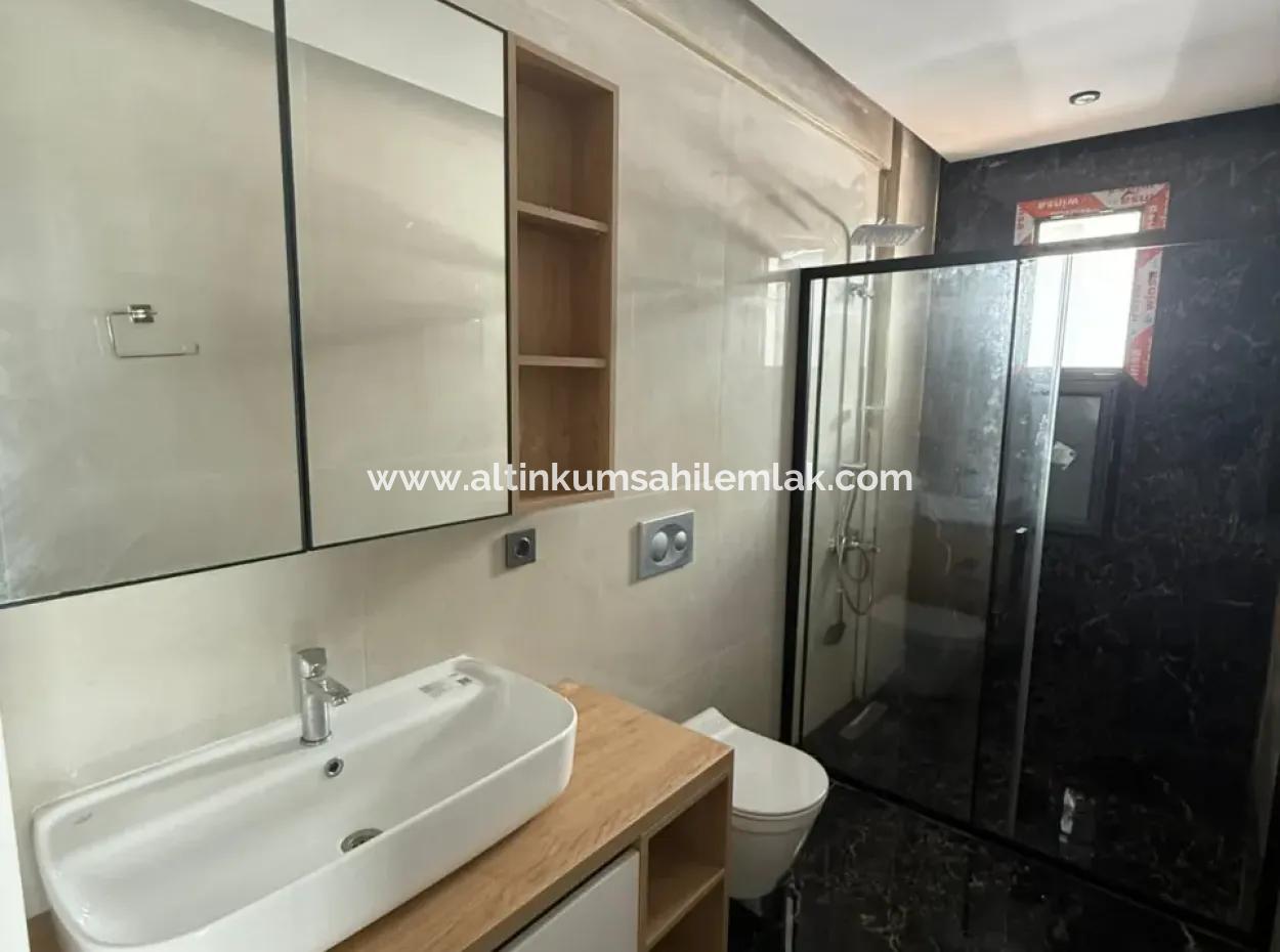 For Sale 3 Bedroom Villa İn A Complex With Swimmingpool In Mavişehir