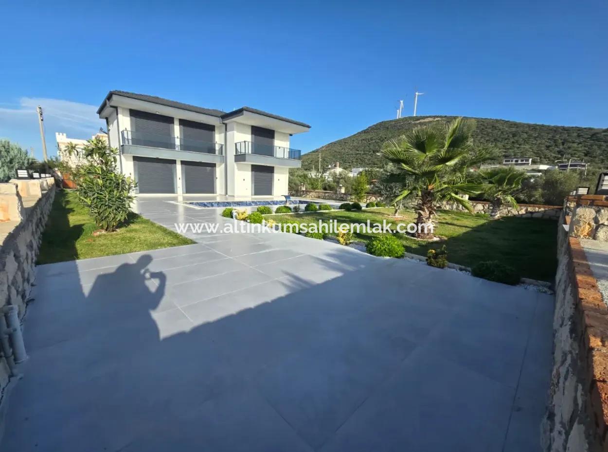 4 Bedroom Detached Villa In Yeşil Tepe