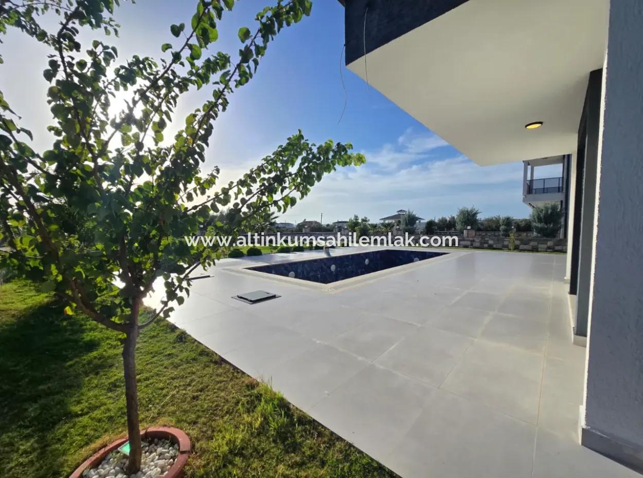 4 Bedroom Detached Villa In Green Hill