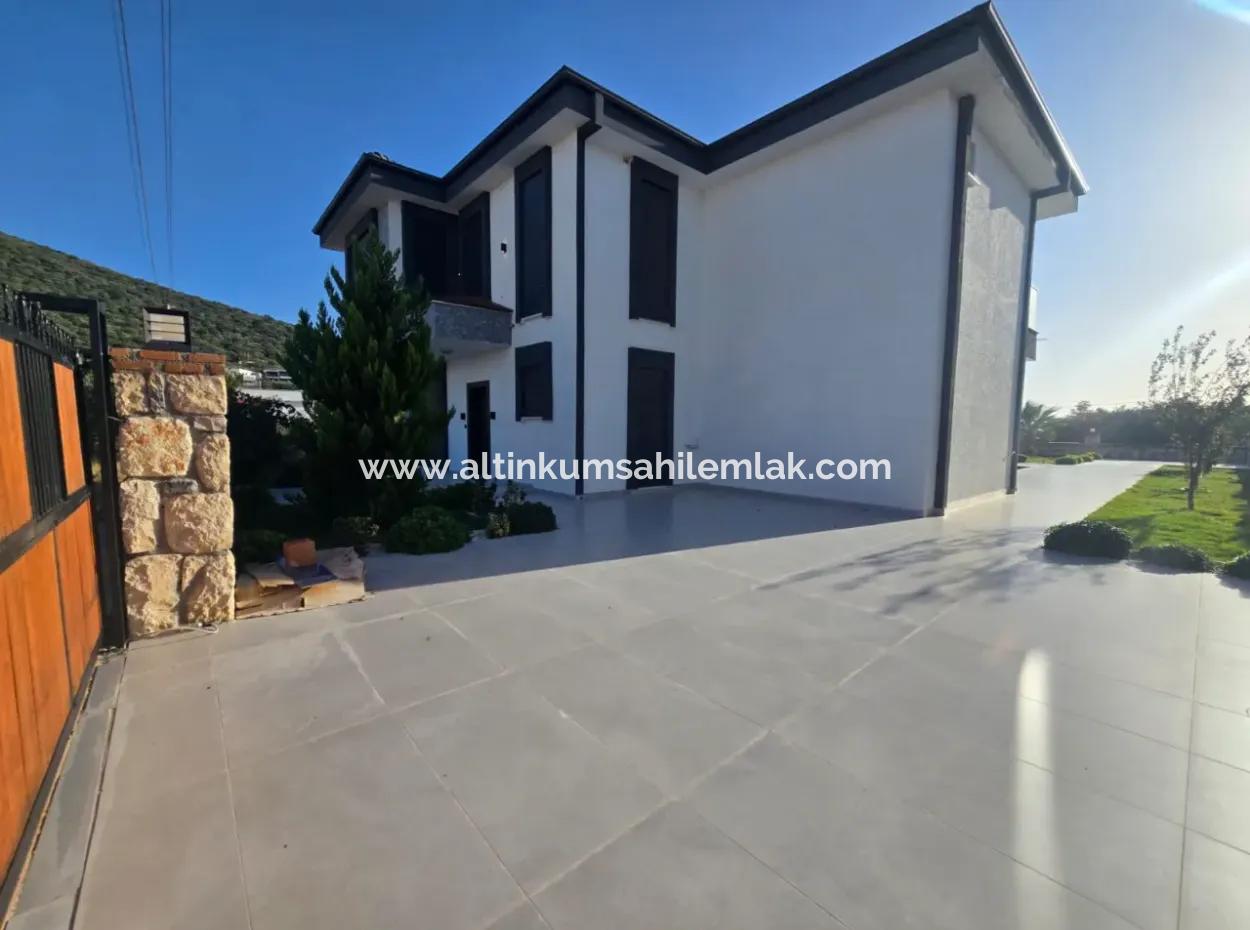 4 Bedroom Detached Villa In Green Hill