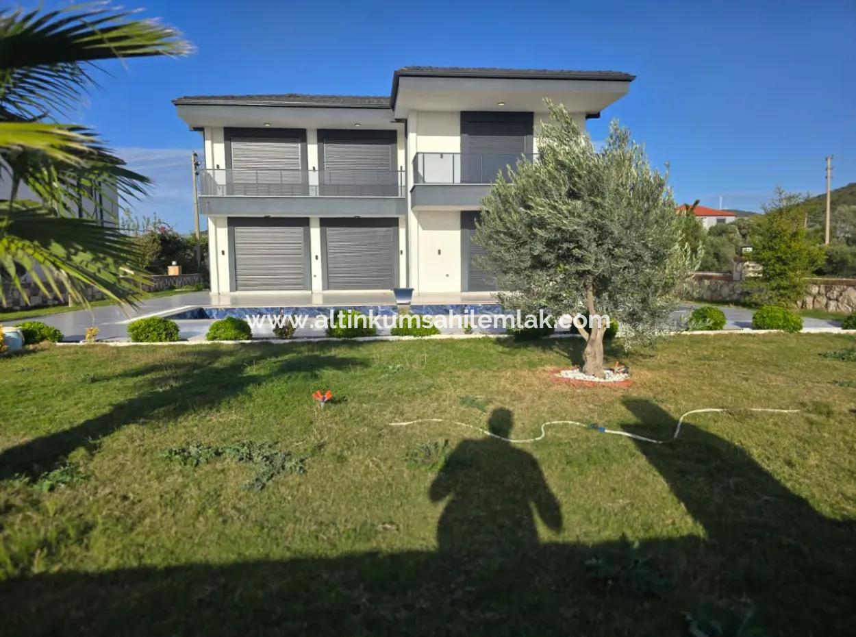 4 Bedroom Detached Villa In Green Hill