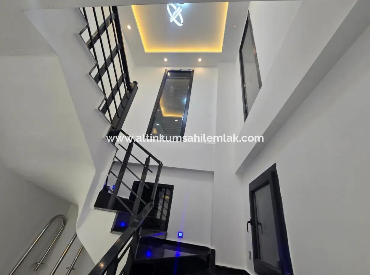 4 Bedroom Detached Villa In Green Hill