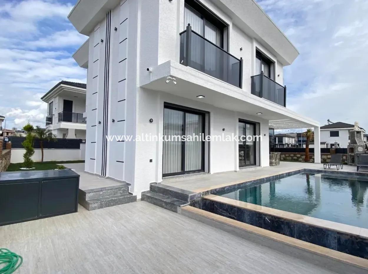 Detached Villa For Sale In Didim Efeler Neighborhood